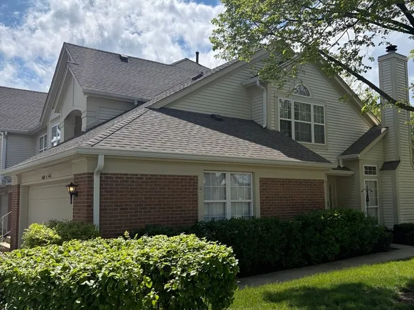 1602 Columbia Cir Unit 4, Bartlett, IL 60103