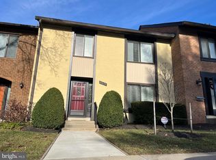 9639 Shadow Oak Dr, Gaithersburg, MD 20886