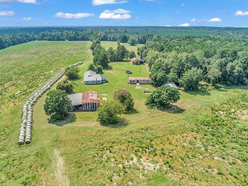 4th image of 356 Massey-Doss Road