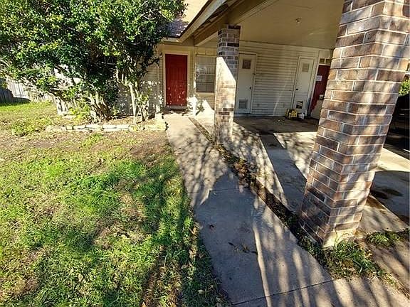 2nd image of 7900 Brodie Ln #B