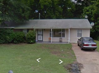 522 E Shelby Dr, Memphis, TN 38109