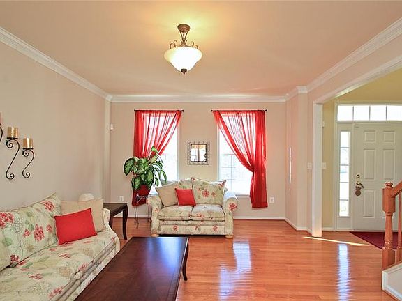4th image of 57 Falling Creek Dr