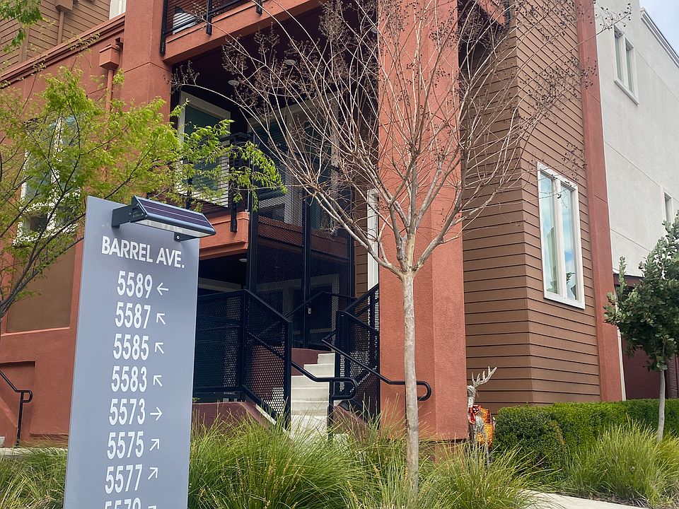 1st image of 5575 Barrel Ave