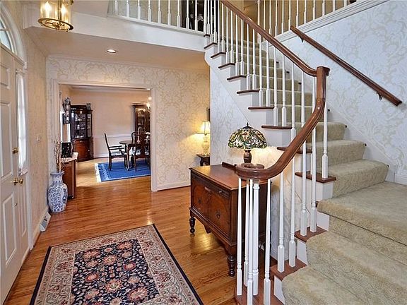 2nd image of 209 Saint Ives Dr