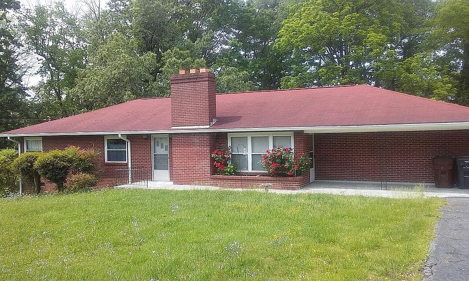 1st image of 313 Macedonia Ln