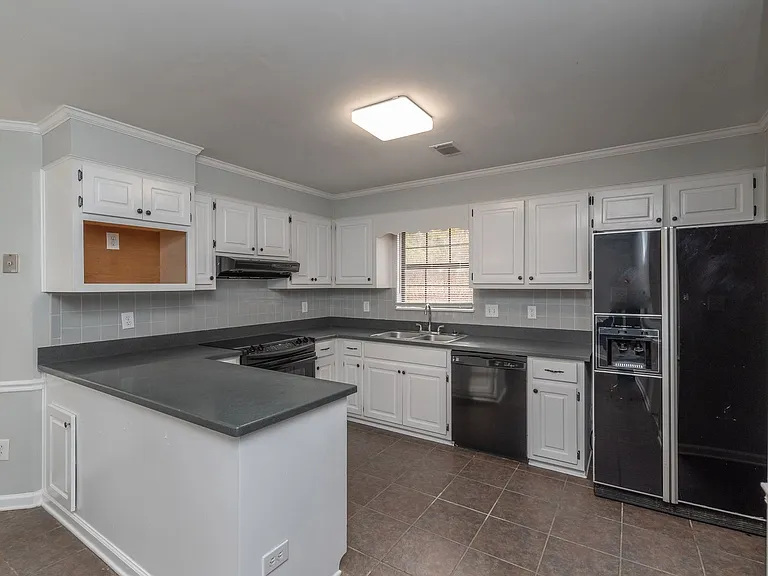 2336 Helsinki Dr — Photo 8