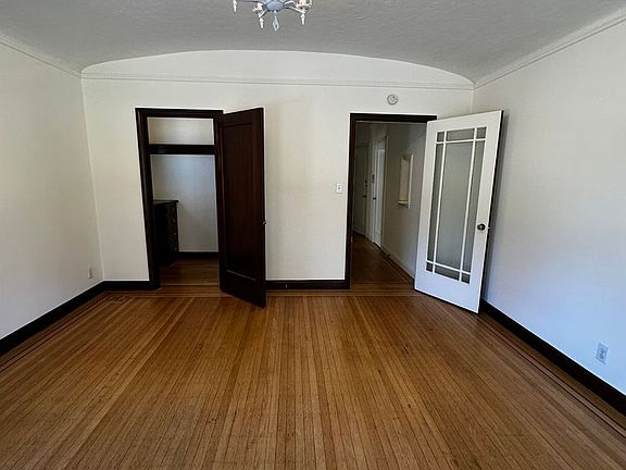 2nd image of 225 Lincoln Way #102