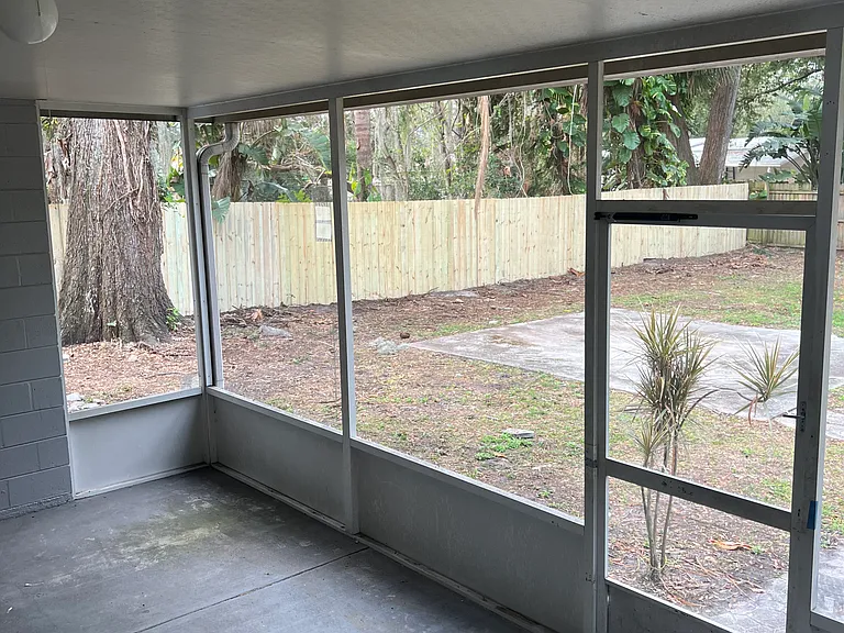522 N Rio Grande Ave — Photo 18