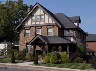 817 Penn St, Hollidaysburg, PA 16648