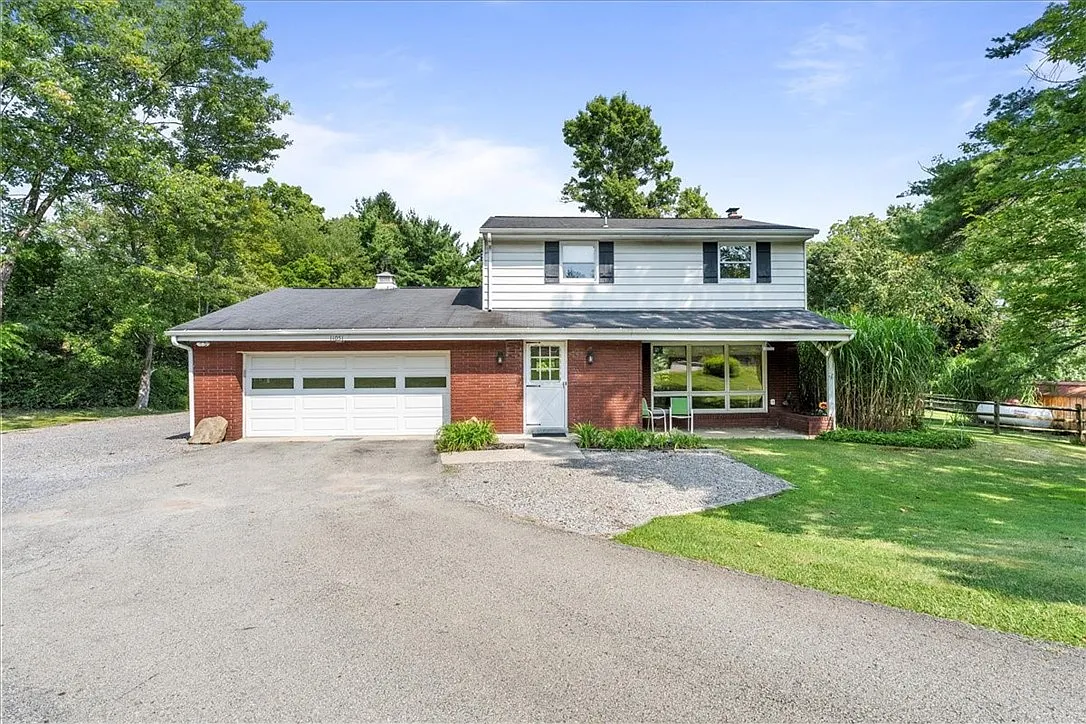 11051 Babcock Blvd photo 1