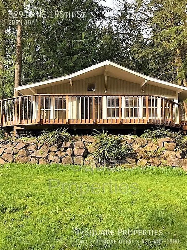 2 bed, 1.0 bath, 750 sqft, $2,199 — Photo 1