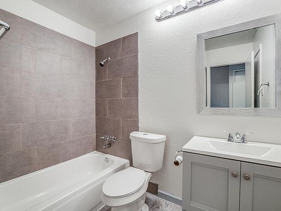 5th image of 3801 14th St APT 1005
