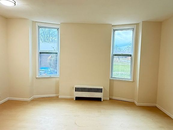 5th image of 653 W Onondaga St APT 1