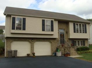 826 Morrison Ave, Vinton, VA 24179