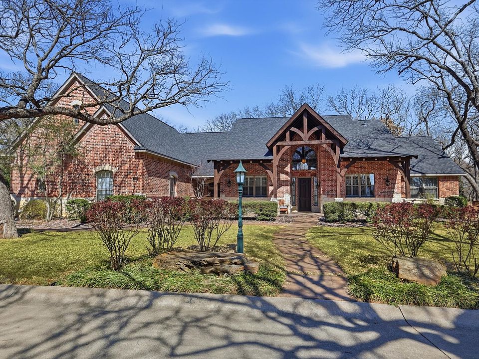 1st image of 3375 Forest Glen Dr