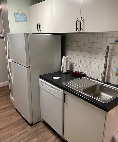 10 Lemoyne Ave #209 — Photo 7