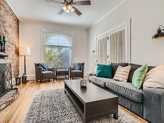 4th image of 239 W Ellsworth Ave #A