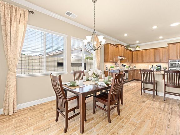 2nd image of 706 Mousebird Ct
