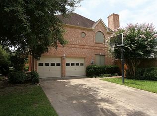 12110 Ashley Circle Dr W, Houston, TX 77071