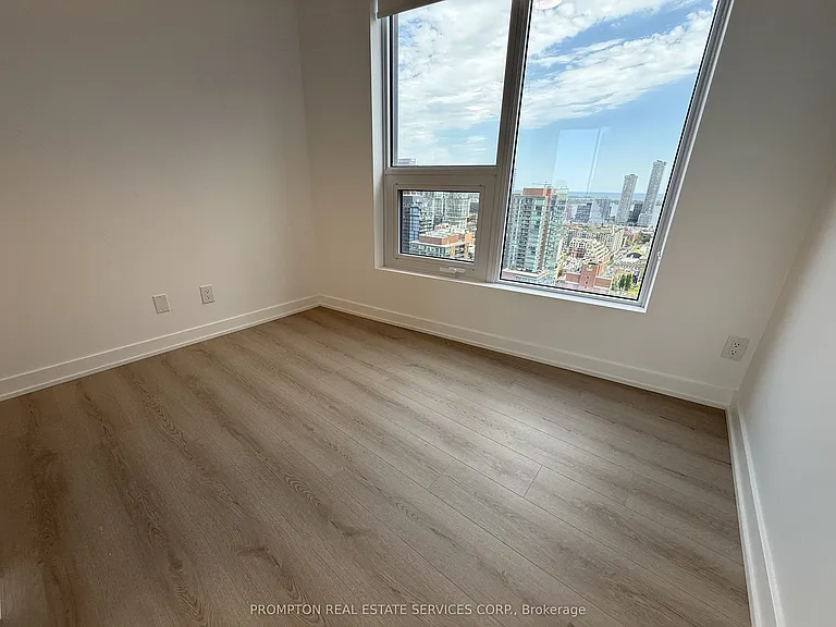 100 Queen St E #3206 — Photo 13