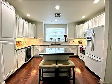 4455 E Paradise Village Pkwy S #1112 — Photo 3