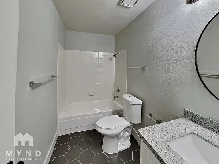 4336 Fox Point Dr — Photo 19