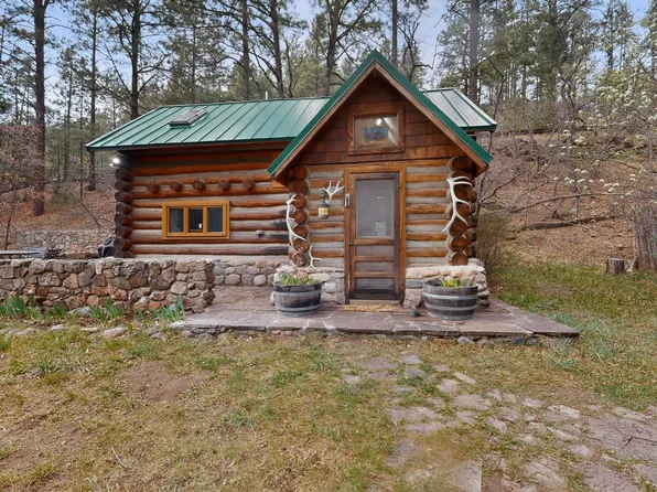 1 McFerrin Taylor Rd, Pecos, NM 87552