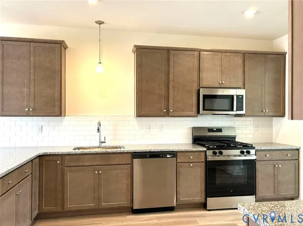 12440 Wescott Ave, Midlothian, VA 23112