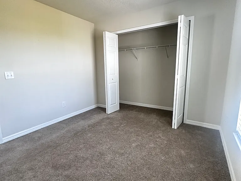 4276 E Ravenna St — Photo 15