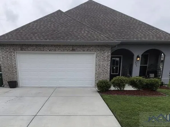 286 Highland Oaks Ave, Gray, LA 70359