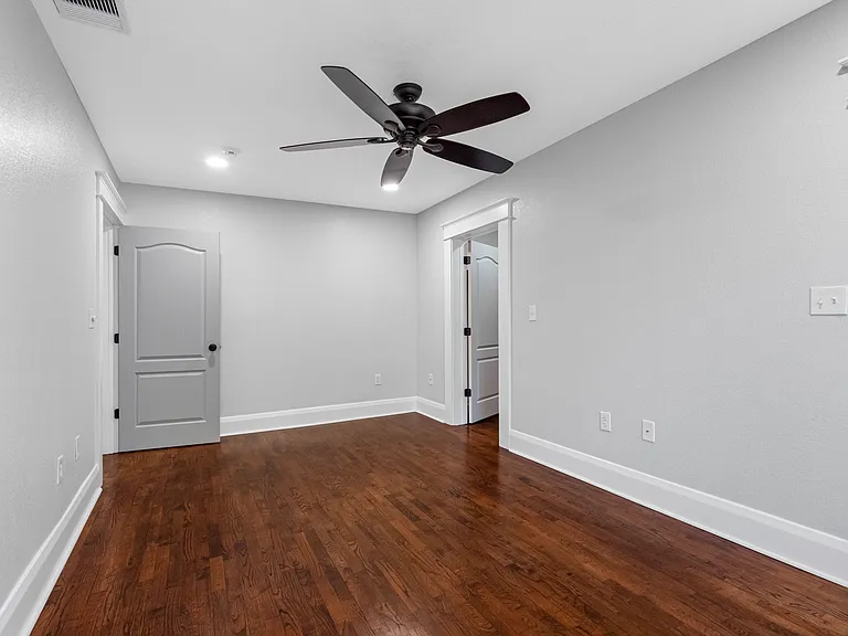 306 E Selma Ave #102 — Photo 31