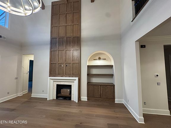 6th image of this home