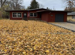 2116 Spring Brook Ave, Rockford, IL 61107