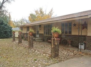 125 S 7th St, Colwich, KS 67030