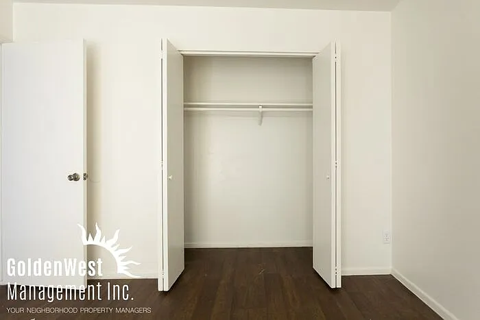 2209 W Belmont Ave #5 — Photo 9