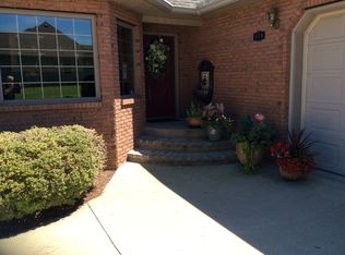 319 Lakepointe Dr, Somerset, KY