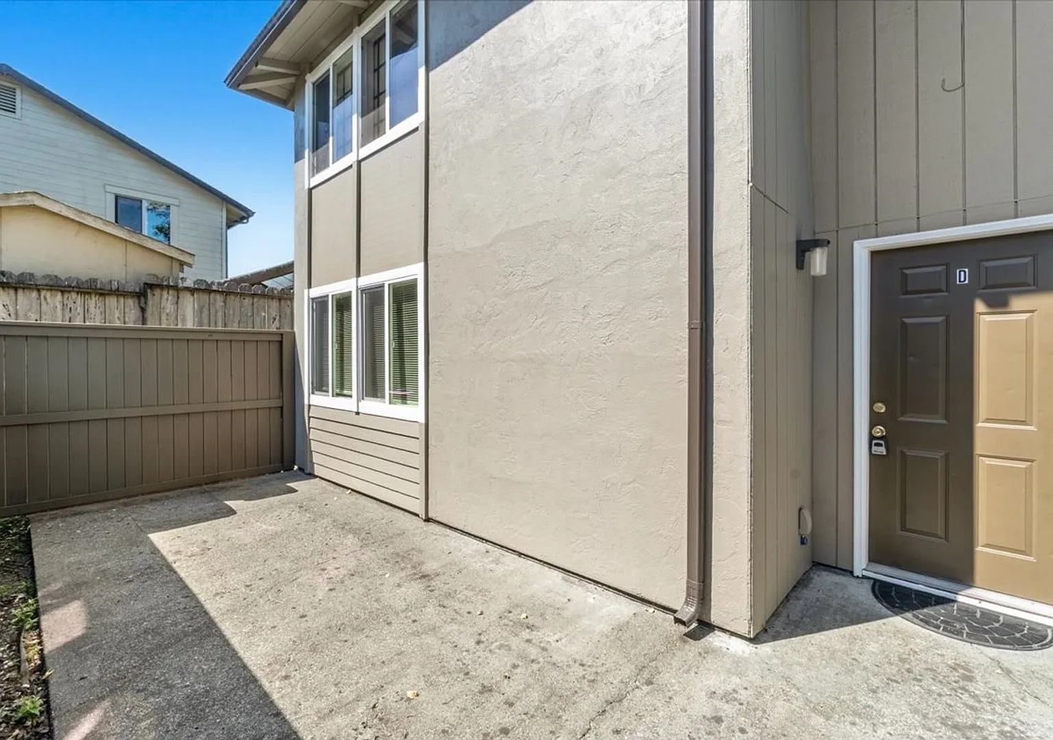 4564 Valley West Blvd — Photo 3