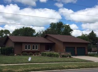 2305 S 6th St, Marshalltown, IA 50158