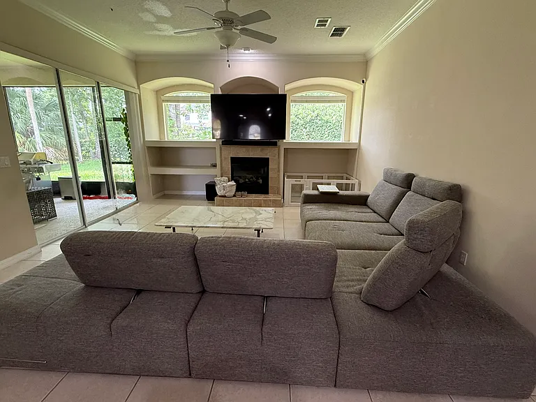 1603 Redwood Grove Ter — Photo 3