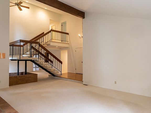 5th image of 5285 Highland Dr
