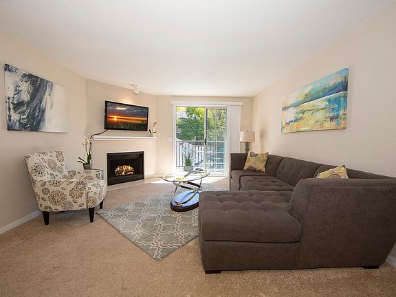 2nd image of 224 9th Street # Top Floor