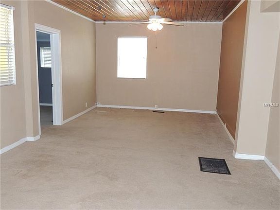 4th image of 1003 N Gordon St