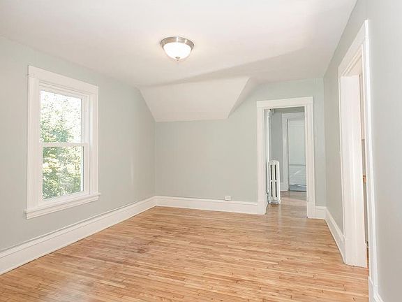 2nd image of 2805 28th Ave S #1