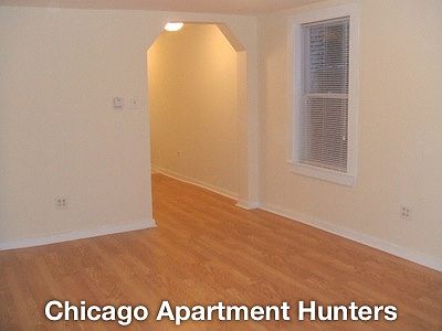 3rd image of 1733 W Superior St