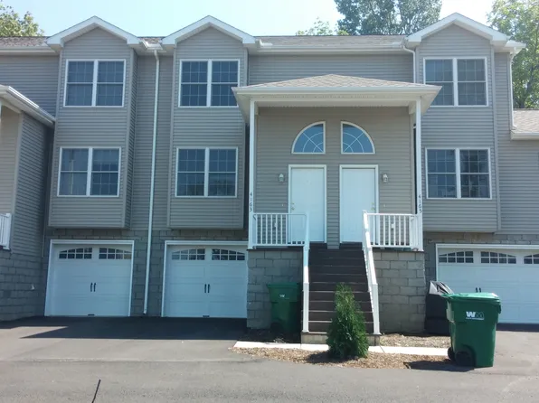 4159 Wood Hills Dr, Erie, PA 16510