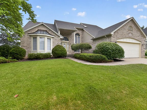 2nd image of 805 Marlpool Dr