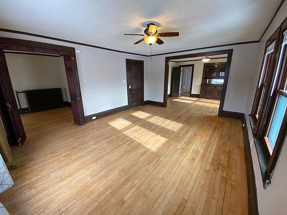 5th image of 3833 11th Ave S
