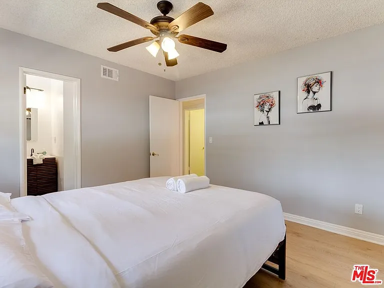 17100 Barneston St — Photo 24
