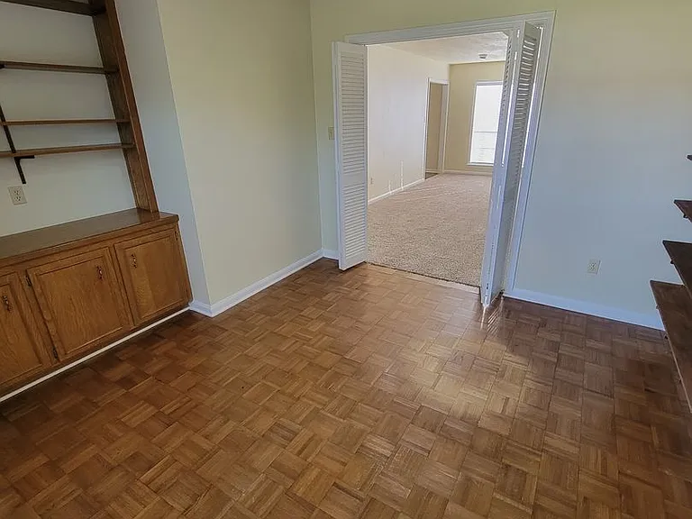 3803 Oak Ridge Dr — Photo 10