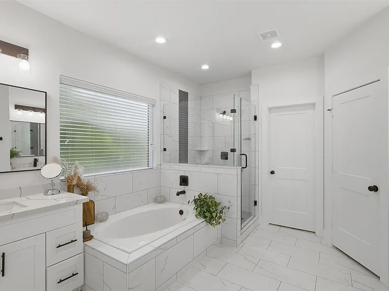 6833 Paris St — Photo 21